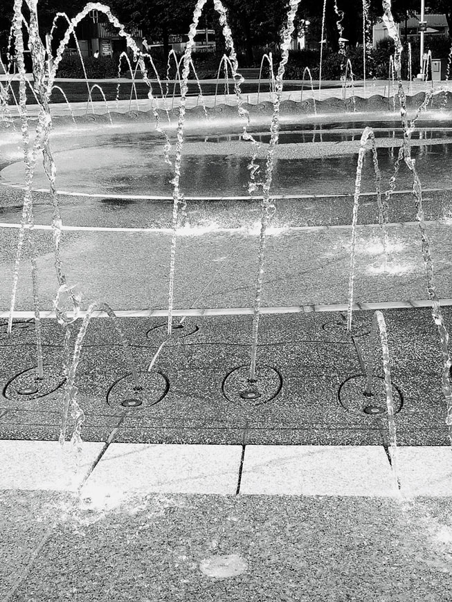 Kearia Carter 的照片顯示一座公園的親水設施。